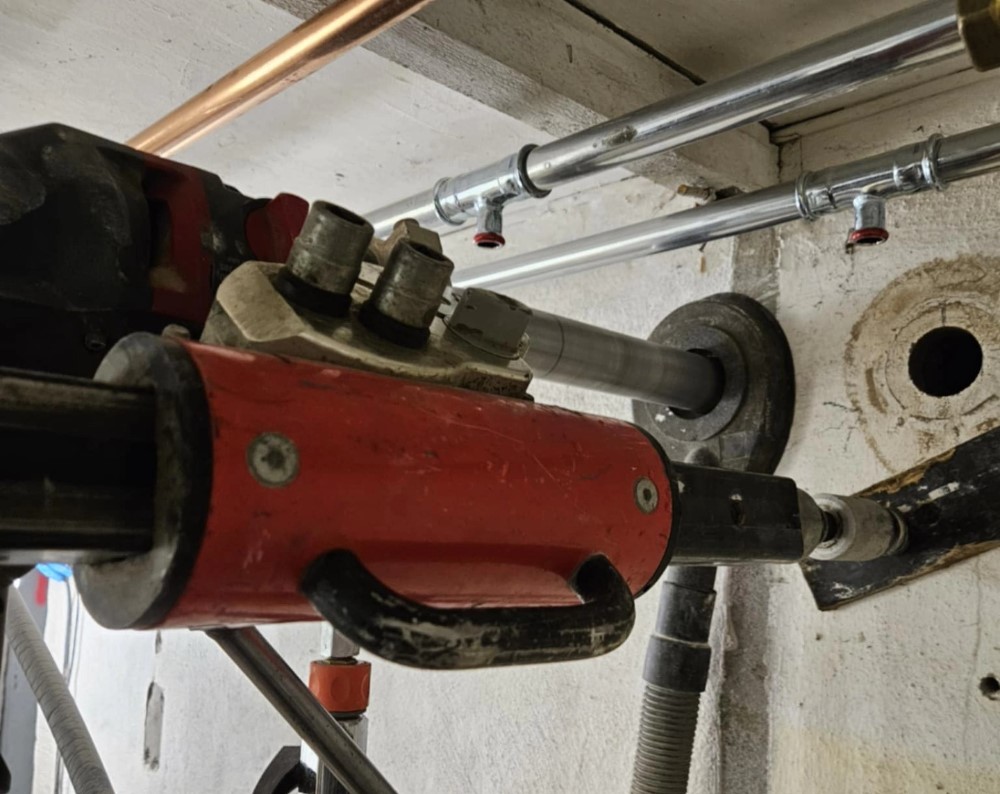 Betonghåltagning & Ta Upp Hål i Väggar